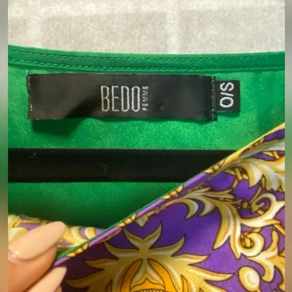 Green Blouse from Bedo with yellow and purple design - Picture 3 of 3